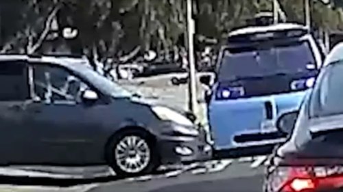 Waymo and Minivan Collide Outside California Costco, but It Wasn't a Robotaxi Hit-and-Run