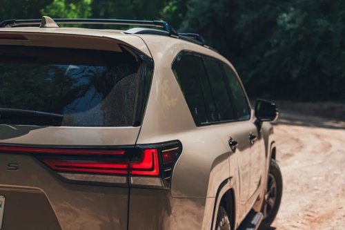 View Exterior Photos of the 2026 Lexus LX700h Overtrail