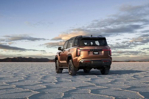 Reborn Mitsubishi Pajero Arrives To Take On The Toyota Land Cruiser
