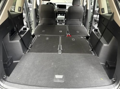 The VW Atlas Is a Large Family-Friendly 3-Row SUV. But Will I Feel Conspicuous Driving It Solo?