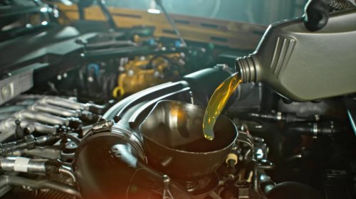 Why European Cars Go Longer Between Oil Changes Than American Ones