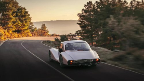 One of Britain’s Coolest Sports Roadsters Ever Is Making Its First American Comeback in 20 Years