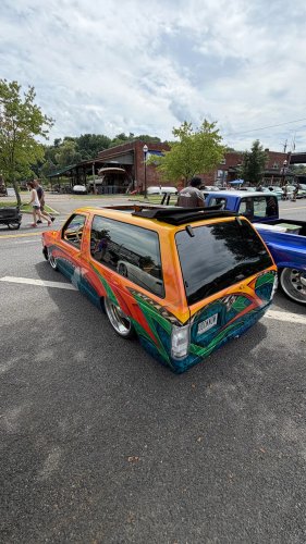 A Lowrider Meet Convinced Me: Enthusiasts Should Step Out of Their Comfort Zones