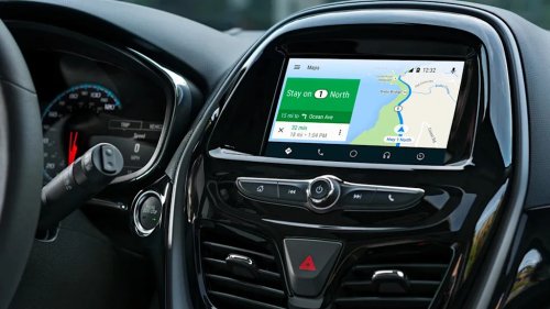 GM’s 30-Year-Old Vans Are Finally Getting Touchscreens