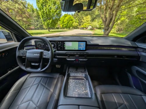 10 New Car Safety Features That Keep Your Family, and Your Car, Safe On the Road
