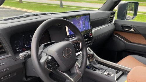 Lexus, Lexus GX, The 2026 Lexus GX 550 Luxury Thankfully Places Ruggedness First and Indulgence Second.