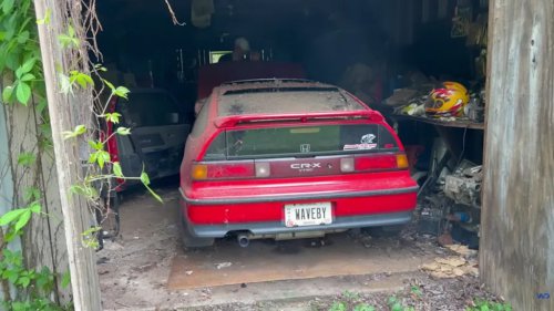 This Dirty And Neglected Honda CRX Barn Find Gets A New Lease On Life