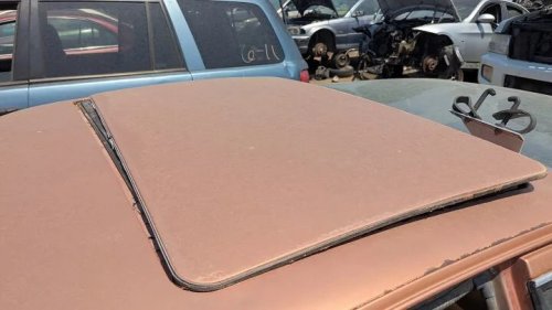 Junkyard Find: 1977 Porsche 924