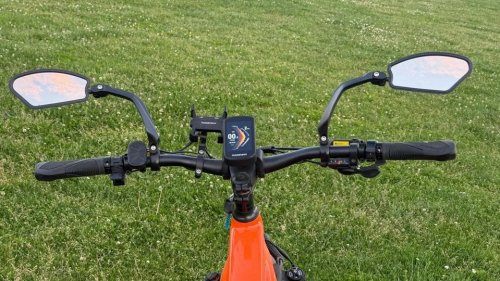 Good Dogs! Puckipuppy’s Labrador And GoldenR Pro E-bikes Love To Play