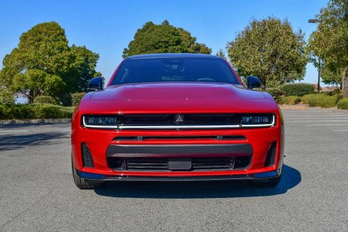 2026 Dodge Charger SIXPACK vs. EV: Which Powertrain is Best?