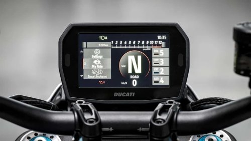 Ducati's Manic Hypermotard V2 SP Cured My Fear of Hooliganism