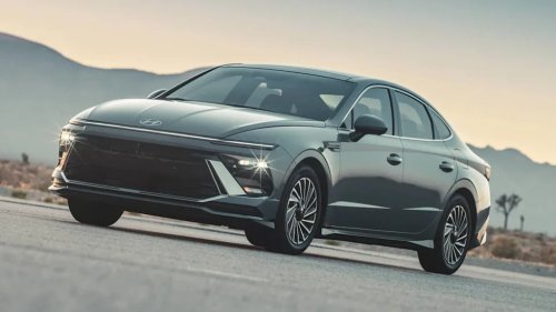 Hyundai, Hyundai’s Gas-Only Cars May Be Living On Borrowed Time