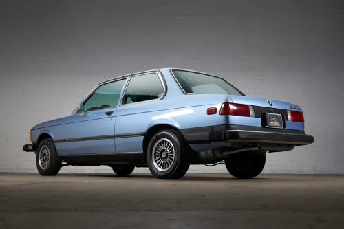 BMW, Somehow, This 1977 BMW 320i Was Driven Just 9000 Miles in 49 Years