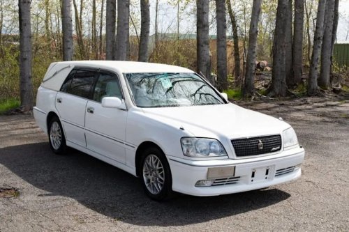 This Turbo 1JZ Toyota Crown Wagon Was Turned Into a Hearse
