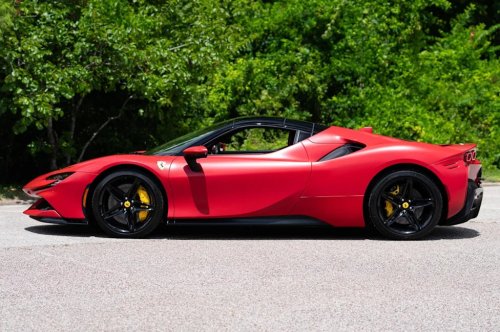 Ferrari, Ferrari SF90 Spider, 2023 Ferrari SF90 Spider for Sale With 2,700 Miles
