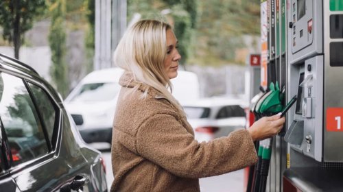 Stop Overpaying For Gas—This Is The Best Day To Buy