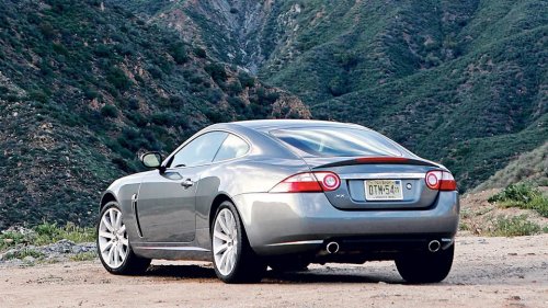 What If James Bond Had a Budget? He Might've Picked the 2007 Jaguar XK