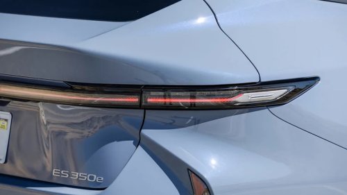 Tested: The Lexus ES350e EV Is a Commuting All-Star