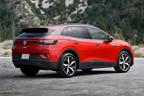 Volkswagen ID.4 Gets Up to $12,500 Off as Its Replacement Nears