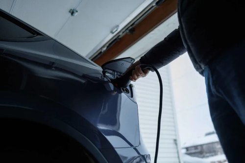 Model Y buyer wonders about home charging, EV owners say 'that's the whole point'