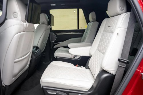 2026 Cadillac Escalade Sport Platinum 4WD For Sale With 17,300 Miles