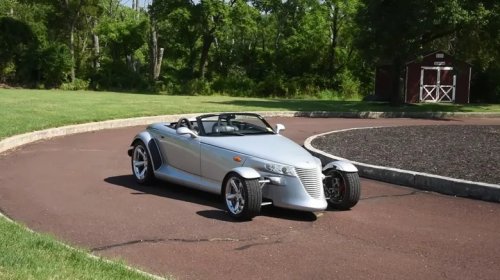 13 Retro Cars That Turned Out To Be Problematic