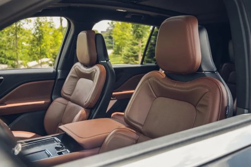 Lincoln, Inside the 2026 Lincoln Aviator Reserve: Full Interior Photo Gallery