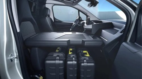 Stellantis shows new compact C-segment van at IAA