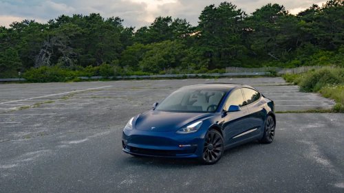 Tesla, Feds Will Develop New Car Door Safety Rules After Tesla Deaths