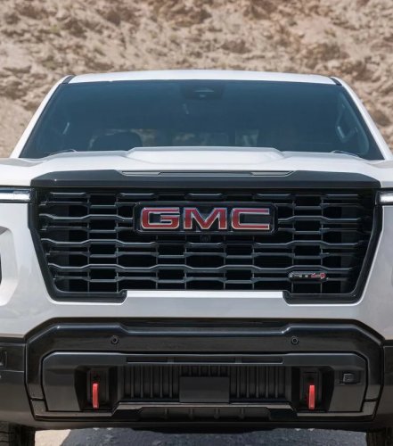 GMC, Under The 2027 GMC Sierra's Hood: Four Engines, 10-Speeds Standard