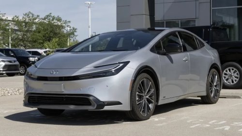 4 Of The 5 Cars With The Best Gas Mileage In 2026 Have One Thing In Common