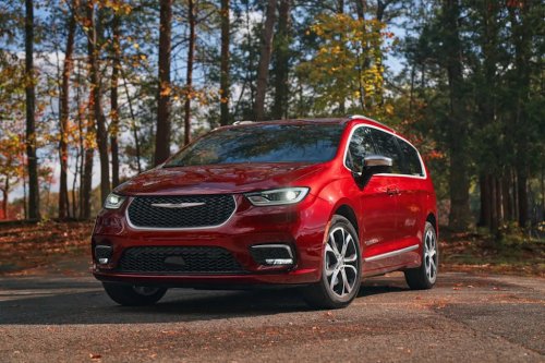 Toyota, Honda, Honda Odyssey, Chrysler, Toyota Sienna Vs. Honda Odyssey Vs. Chrysler Pacifica: Which One Is The Most Reliable? There's One Clear Winner