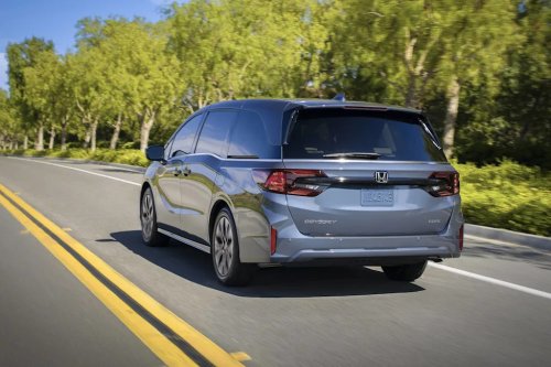 Toyota, Honda, Honda Odyssey, Chrysler, Toyota Sienna Vs. Honda Odyssey Vs. Chrysler Pacifica: Which One Is The Most Reliable? There's One Clear Winner