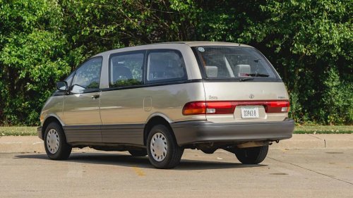Toyota, Toyota’s Weirdest Minivan May Be Coming Back After Years Away