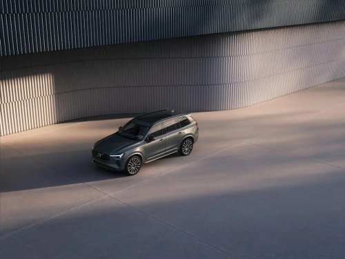 2028 Volvo XC90 PHEV Has an Improved Powertrain That Will Save You Money on Gas