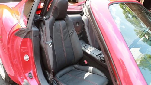 This 2017 Mazda Miata Looks Like A Classic Ferrari 250 GTO... And It Could Be Yours
