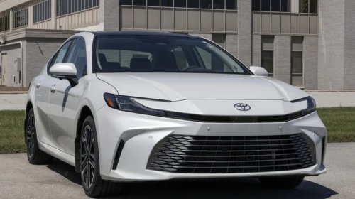 12 Cheap Cars That Are Still Reliable After Hitting 200,000 Miles