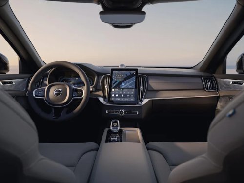 2028 Volvo XC90 PHEV Has an Improved Powertrain That Will Save You Money on Gas