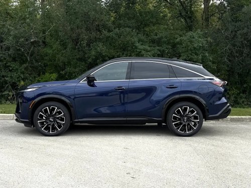 I Drove the 2027 Infiniti QX65 Autograph. It Isn't the Bionic Cheetah I Hoped For
