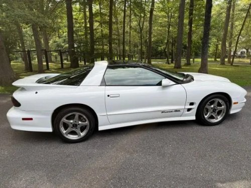 Fourth Gen at Carlisle Auctions: This Time-Capsule 1998 Pontiac Trans Am WS6 Is Ready to Turn Heads