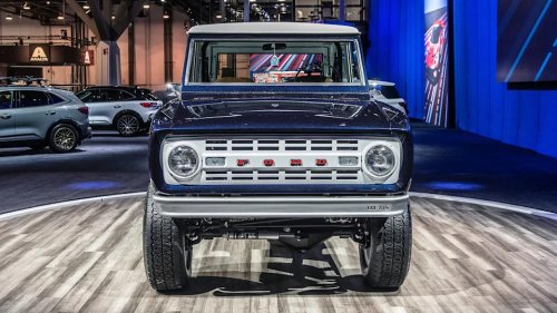 Leno's Law Finally Signed in California, Keeping Classics Safe from Smog Checks