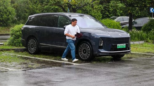 SUV, This Chinese SUV Sold 100,000 Units In Seven Months For A Good Reason