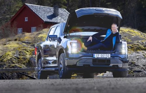 Yes, You Can Swap an F-150 Lightning Battery. Here's the Catch