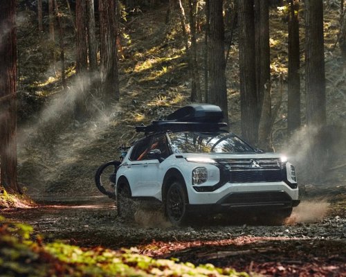 Mitsubishi Is Gearing Up to Take On Toyota and Subaru in the Soft-Roader SUV Wars