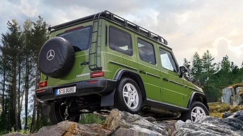 12 Cars With Rear-Mounted Spare Tires That Aren't Jeeps