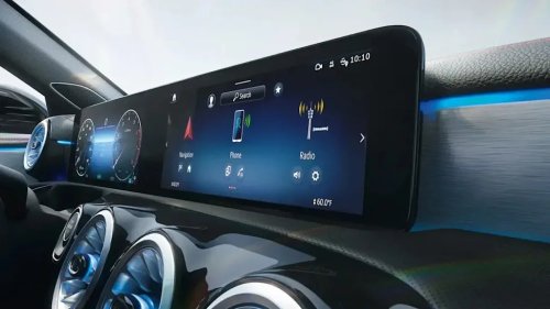 Mercedes, Mercedes Deleted A Button Drivers Actually Use In Favor Of Voice Command