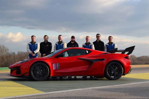 Porsche, Porsche breaks Corvette Lap Record