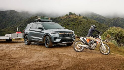 Ford, SEAT, Ford recalls SUVs for unexpected driver's seat recline issue