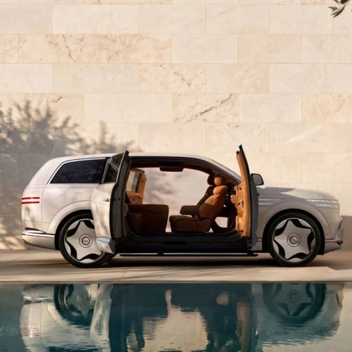 Think, Genesis, Think the Genesis GV90 Looks Impressive? Wait Until You See the Inside