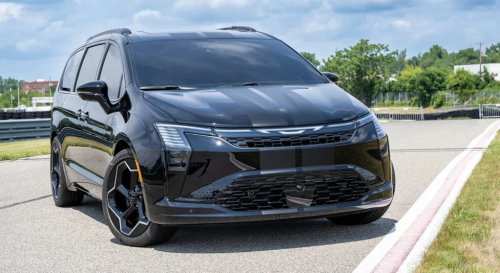 Chrysler, Chrysler CEO Teases a Factory-Lowered Pacifica: ‘Stay Tuned’